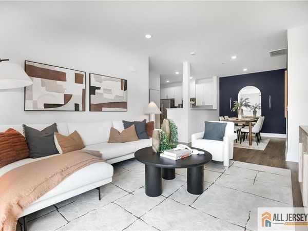 2107 Prince Hall Drive , Pennington, NJ 08534