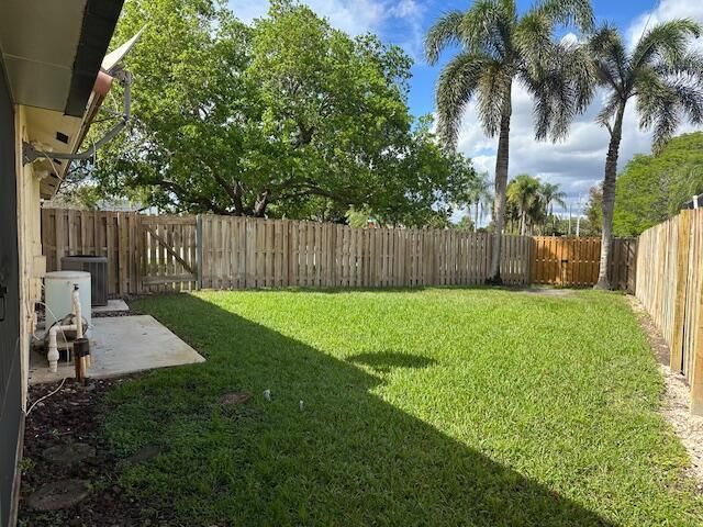 6100 W Falcons Lea Drive, Davie, FL 33331 Photo