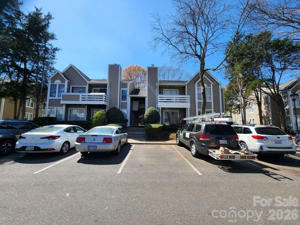 9607-G Vinca Circle , Charlotte, NC 28213