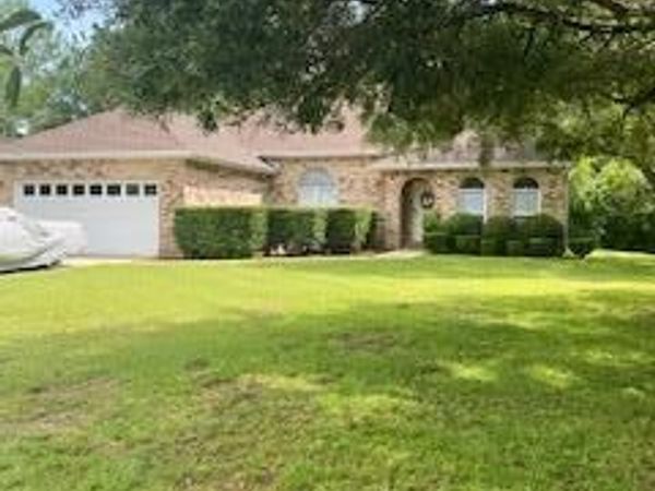 2360 Crescent Road, Navarre, FL 32566