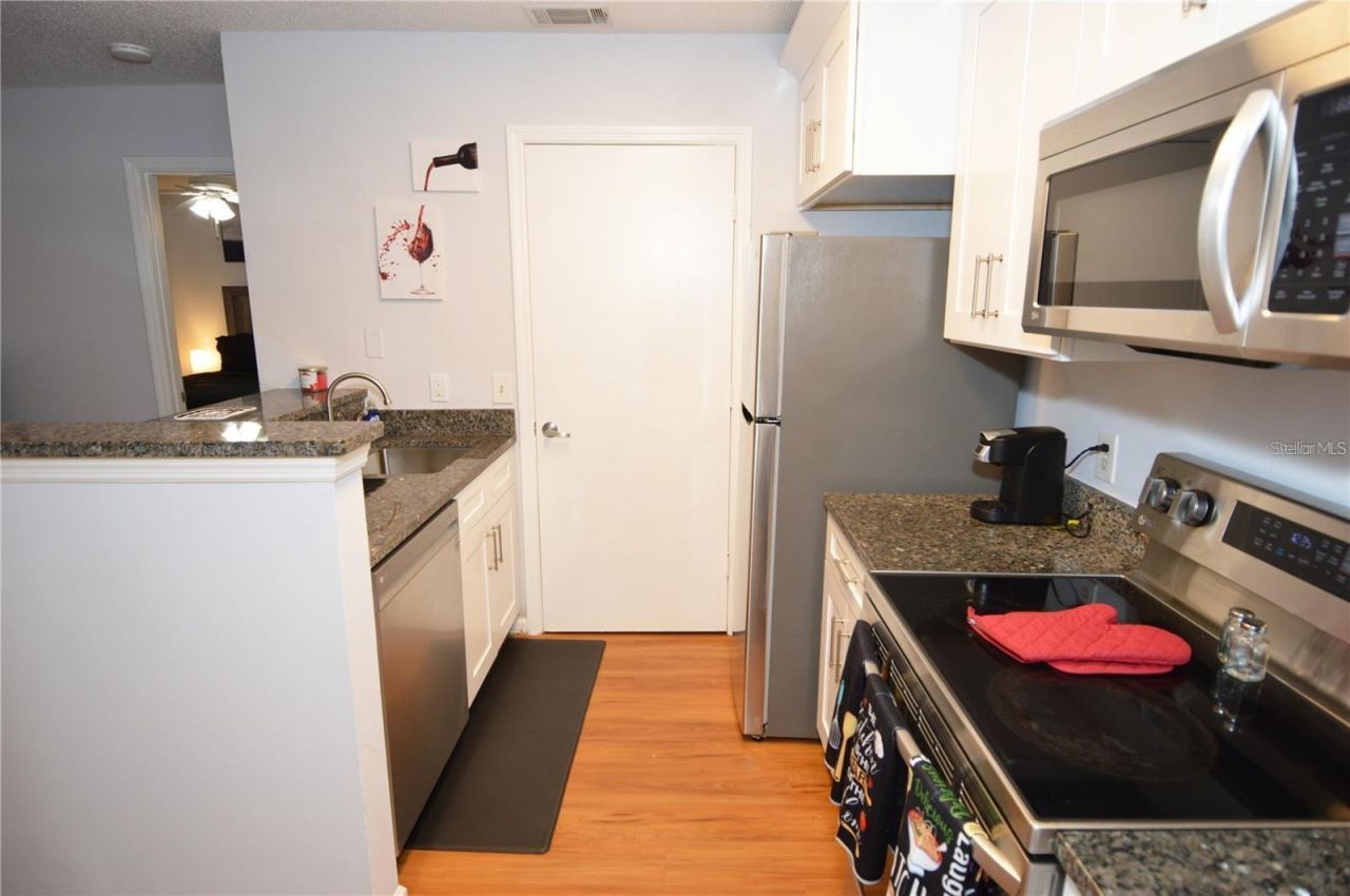 11901 4th Street N, Unit 9105, Saint Petersburg, FL 33716 Photo