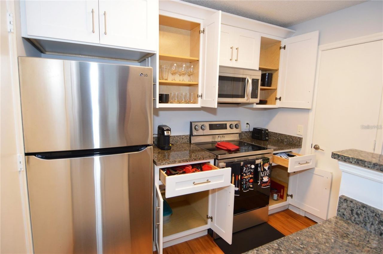 11901 4th Street N, Unit 9105, Saint Petersburg, FL 33716 Photo