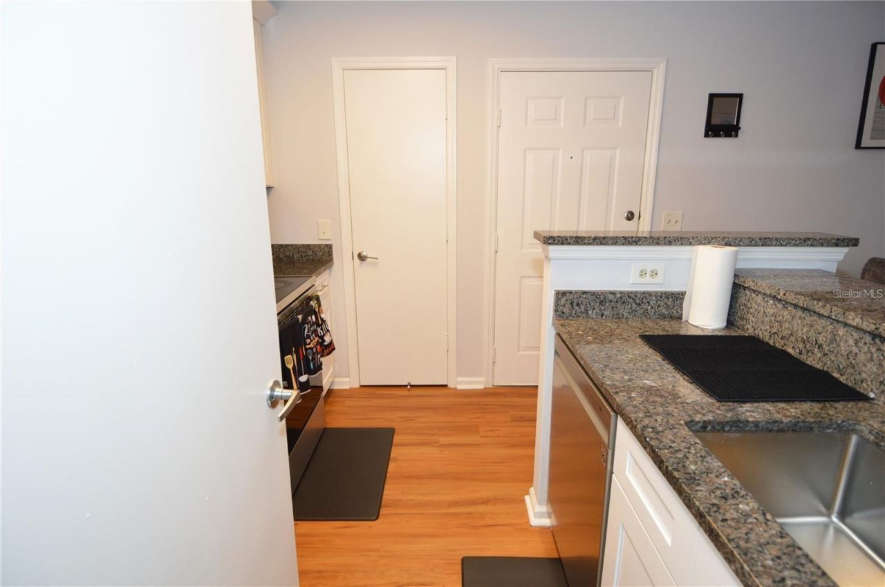 11901 4th Street N, Unit 9105, Saint Petersburg, FL 33716 Photo