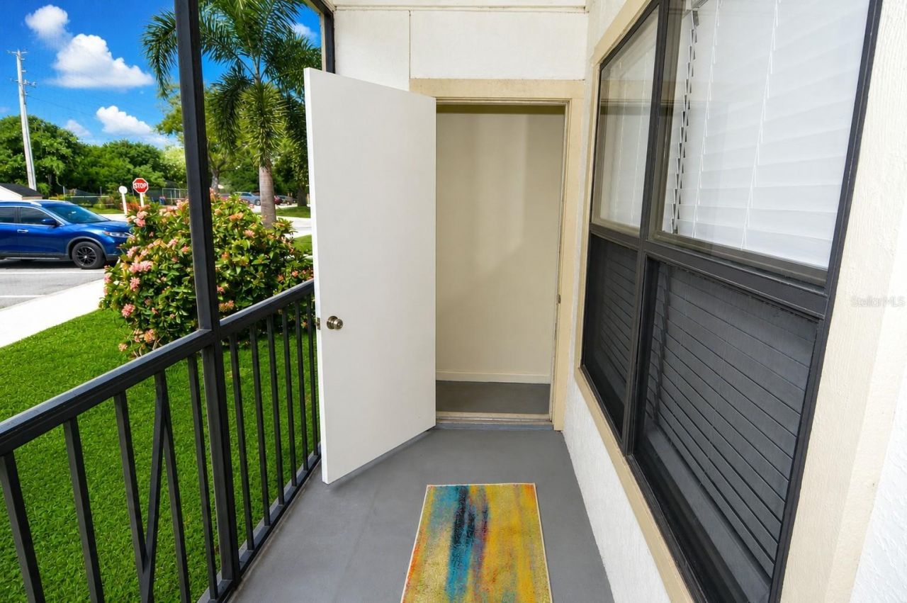 11901 4th Street N, Unit 9105, Saint Petersburg, FL 33716 Photo