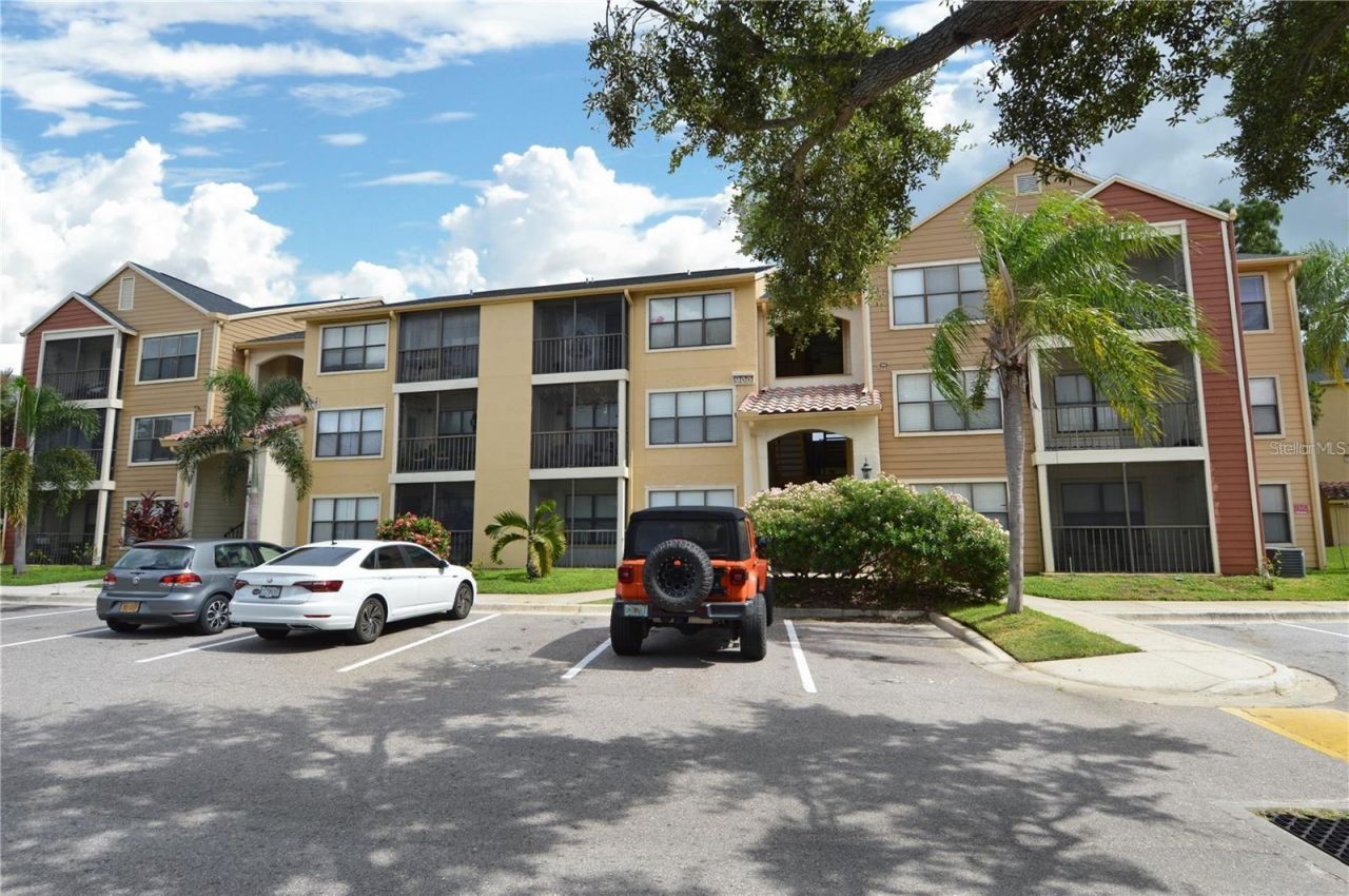 11901 4th Street N, Unit 9105, Saint Petersburg, FL 33716 Photo