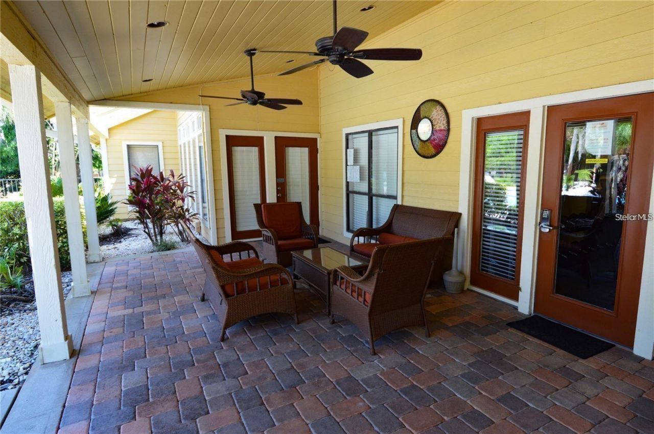 11901 4th Street N, Unit 9105, Saint Petersburg, FL 33716 Photo