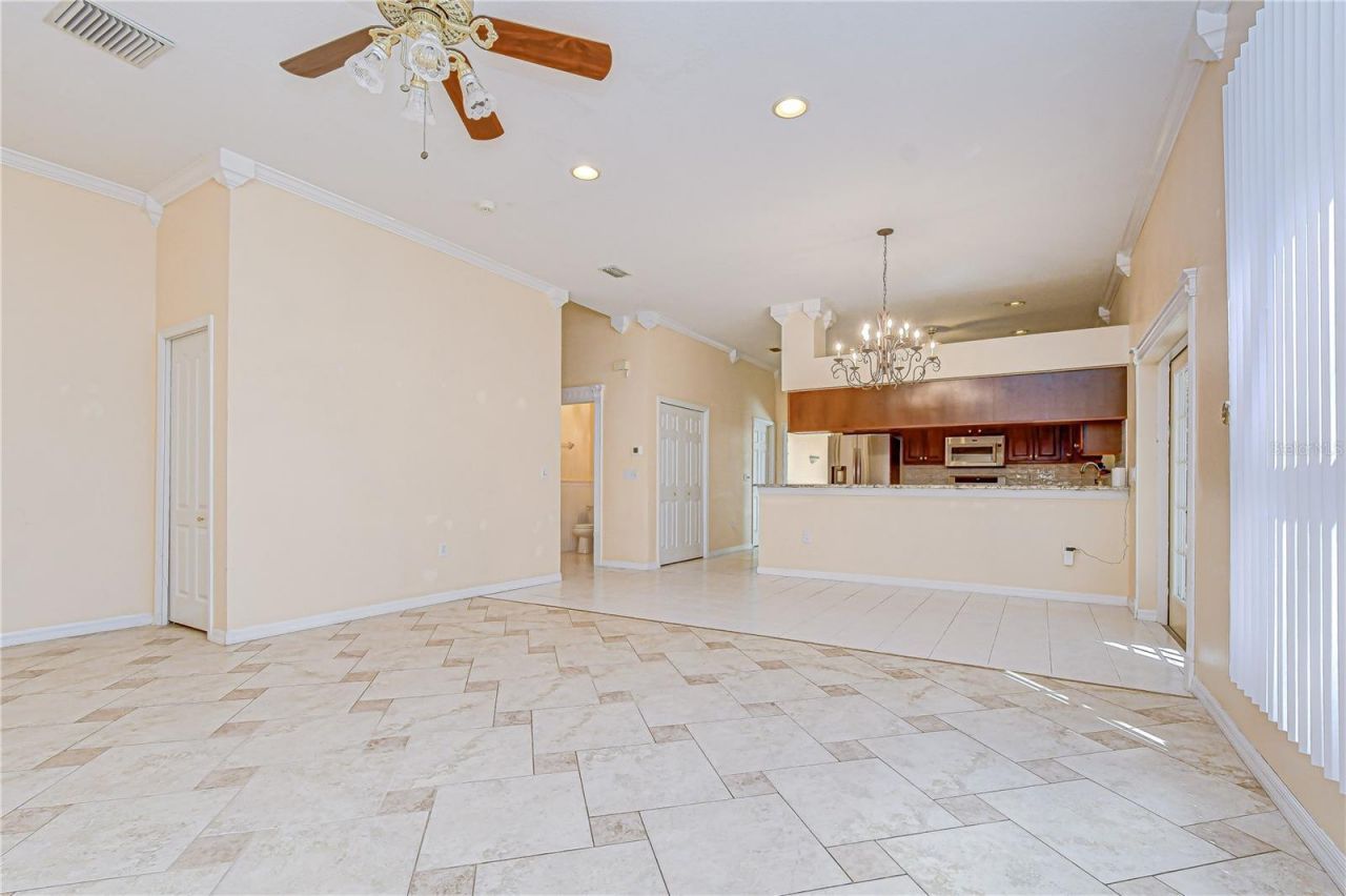 1121 Split Silk Street , Valrico, FL 33594 Photo