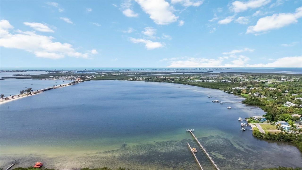 311 75th St Court Nw, Bradenton, FL 34209 Photo