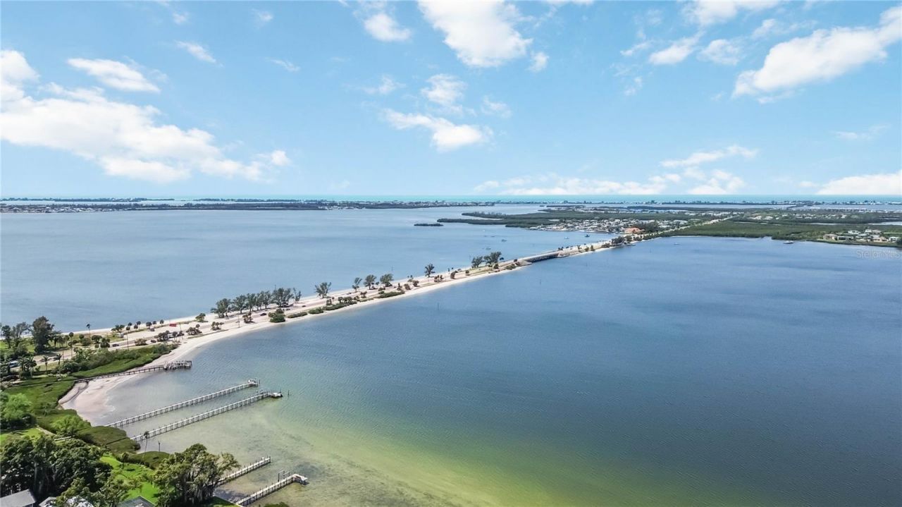 311 75th St Court Nw, Bradenton, FL 34209 Photo