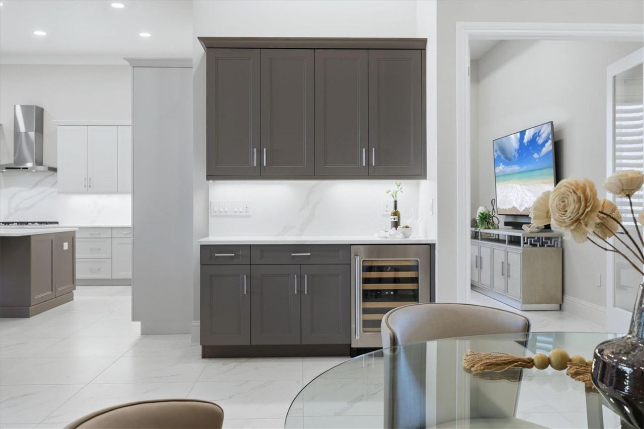 8352 Sea Glass Court, Sarasota, FL 34240 Photo