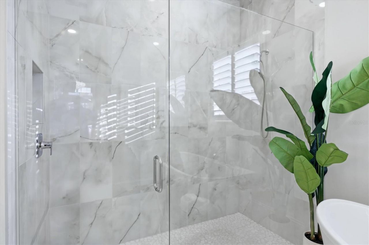 8352 Sea Glass Court, Sarasota, FL 34240 Photo