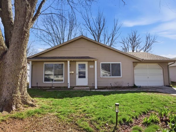 1412 S 2nd Street, Mattoon, IL 61938