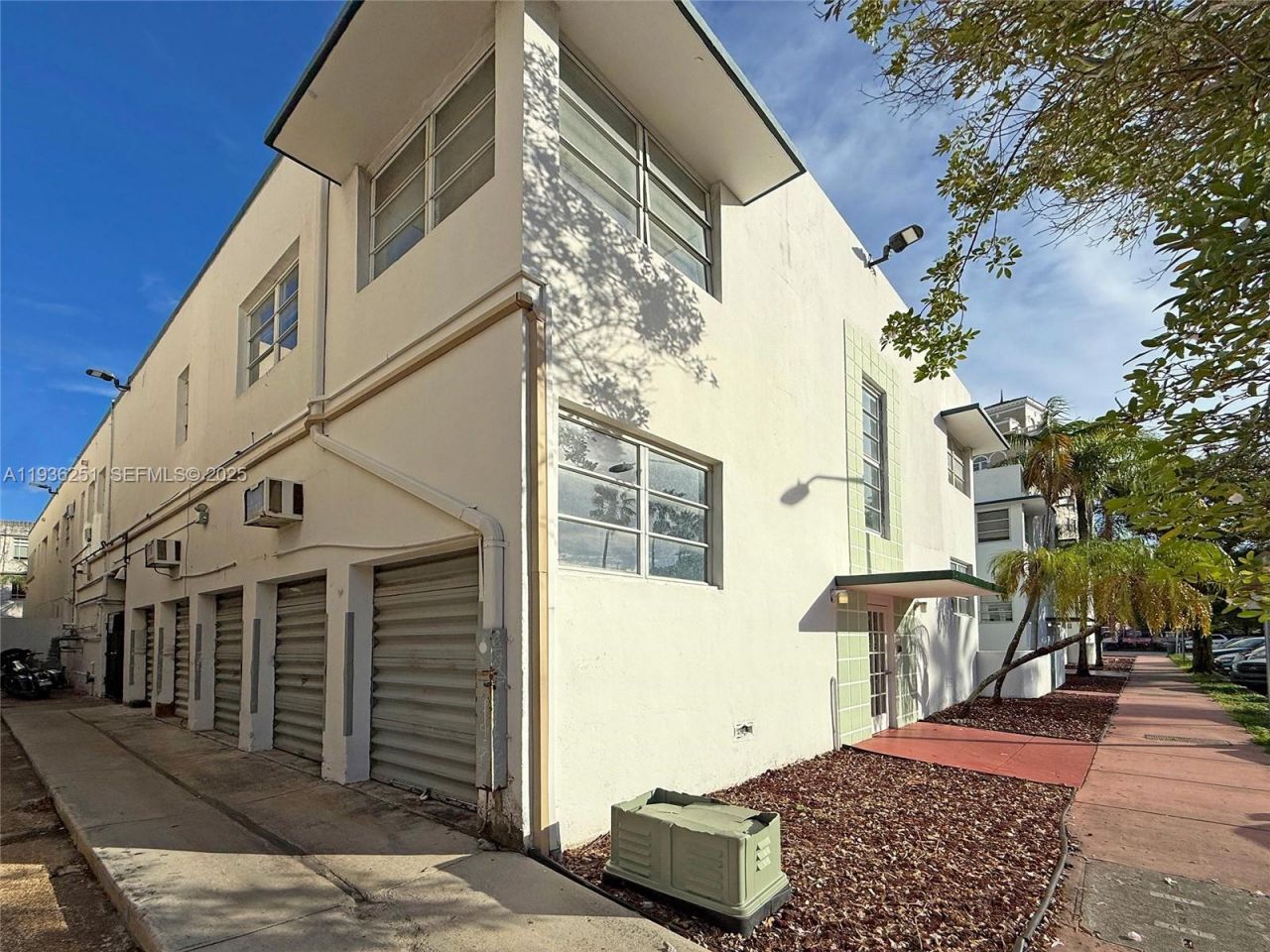 1200 Washington Ave , Miami Beach, FL 33139 Photo