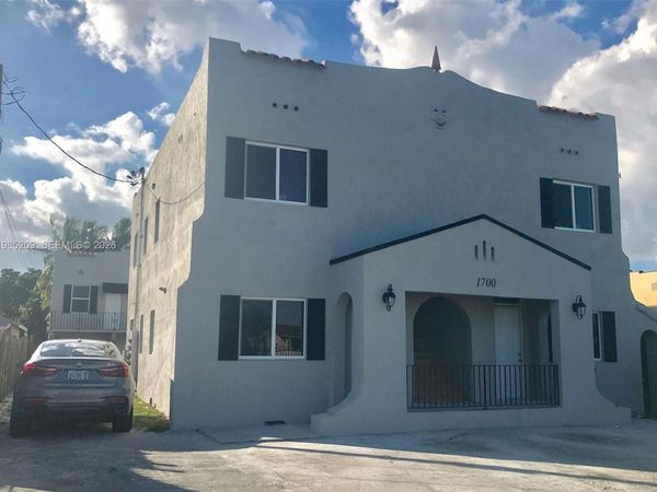 1700 NW 22 CT , Unit 6, Miami, FL 33125