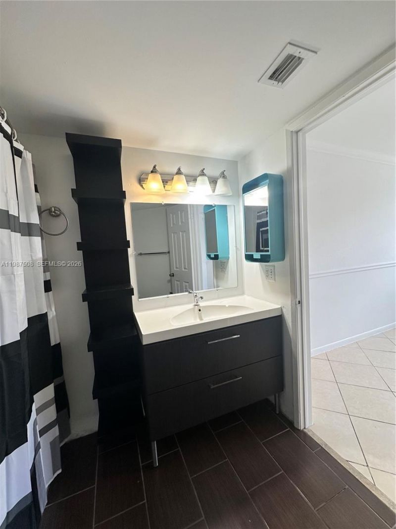 9701 Fontainebleau Blvd, Unit C203, Miami, FL 33172 Photo