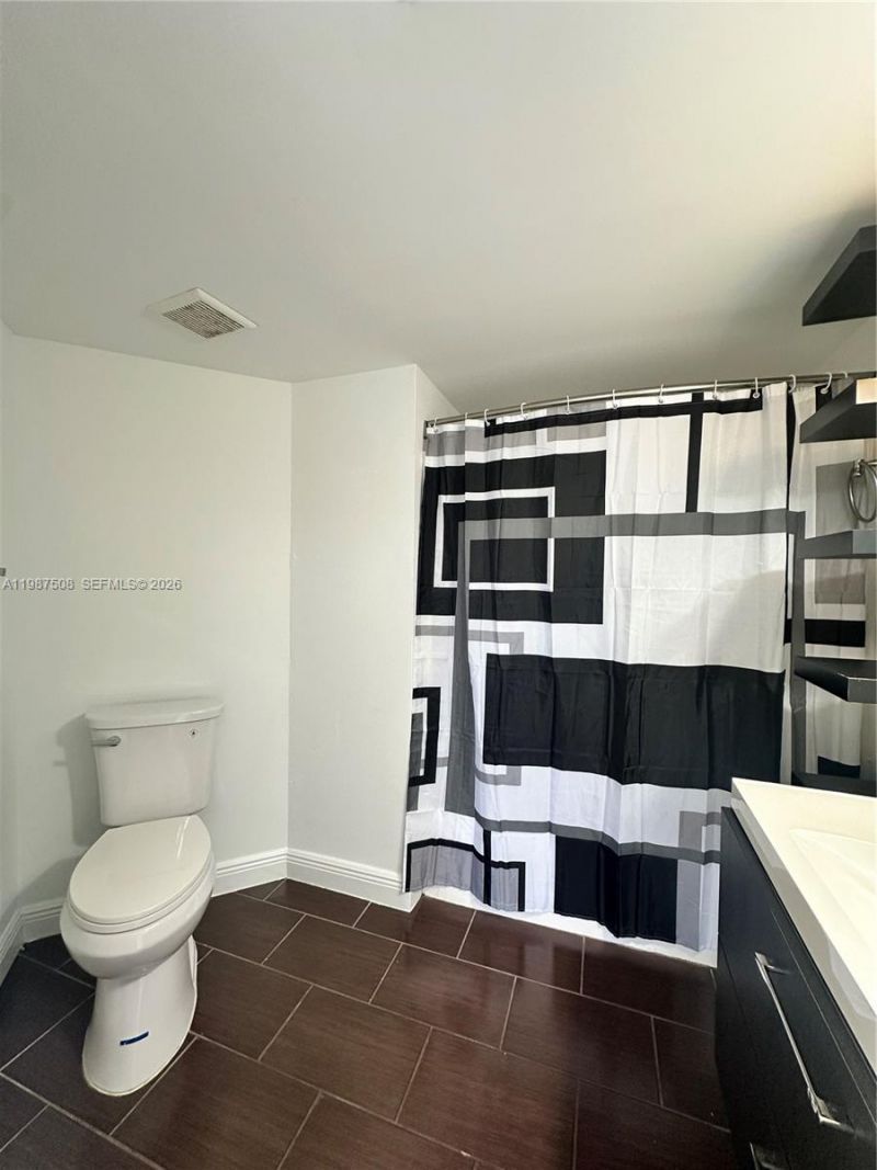 9701 Fontainebleau Blvd, Unit C203, Miami, FL 33172 Photo