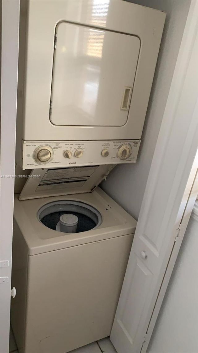 7905 NW 8 St , Unit 8A, Miami, FL 33126 Photo