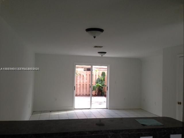 7905 NW 8 St , Unit 8A, Miami, FL 33126 Photo