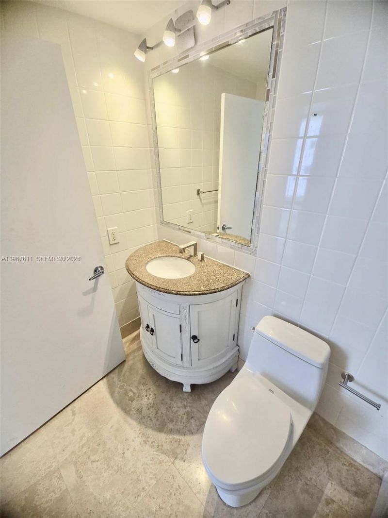 185 SE 14th Ter , Unit 2701, Miami, FL 33131 Photo