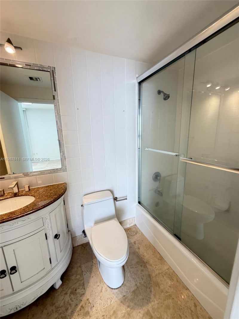 185 SE 14th Ter, Unit 2701, Miami, FL 33131 Photo