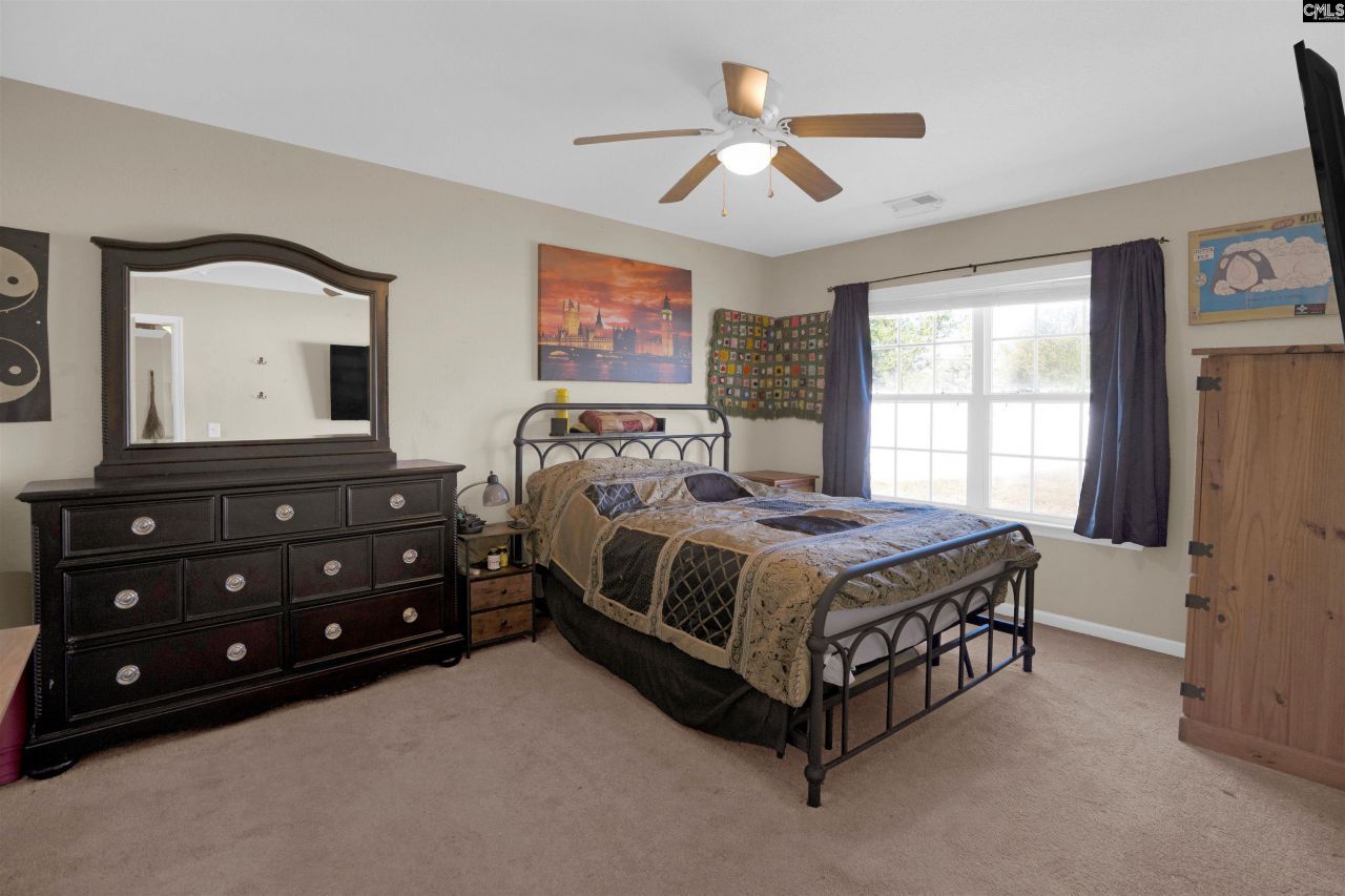 110 Stonecross Court Photo 10