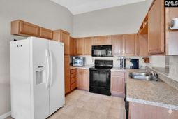 110 Stonecross Court photo 4