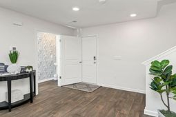 1053 Grand Oaks Drive photo 4