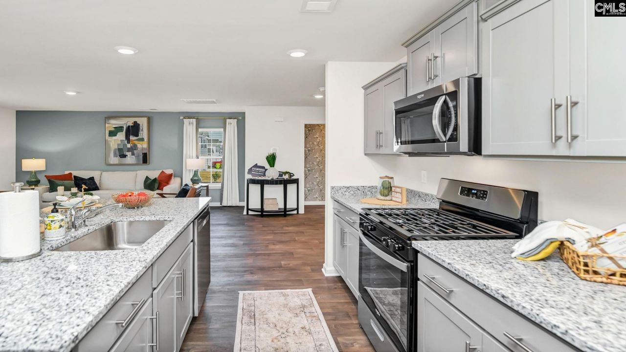 1053 Grand Oaks Drive Photo 6