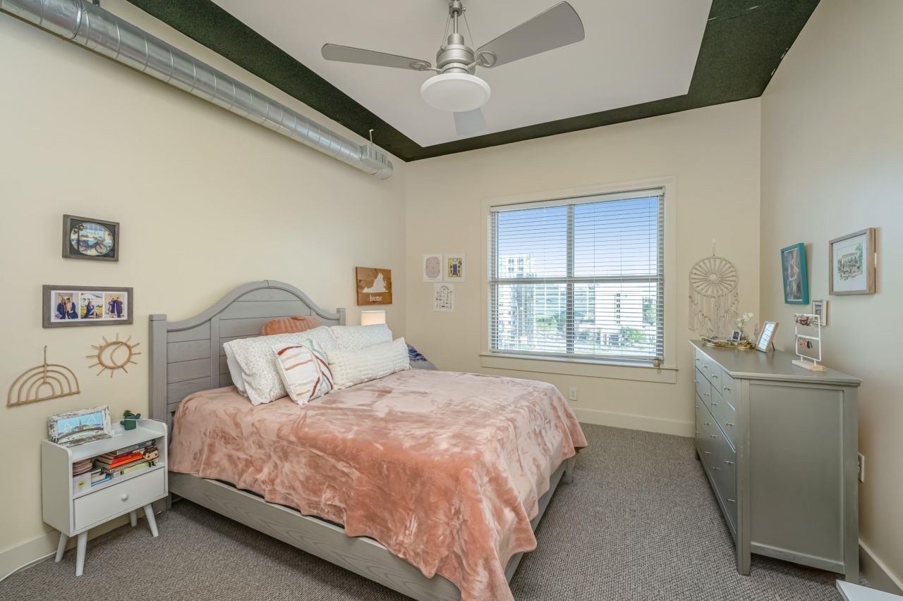 150 Bee Street Photo 14