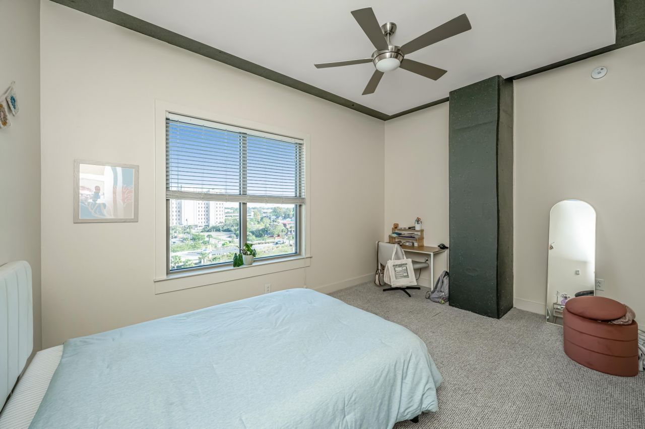 150 Bee Street Photo 18