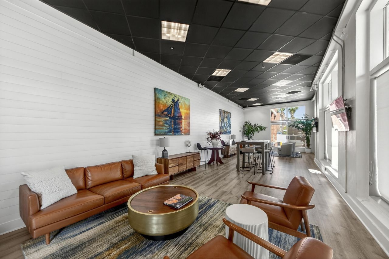 150 Bee Street Photo 28