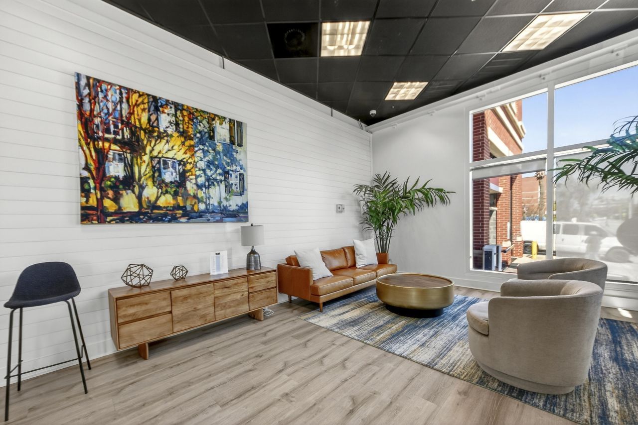 150 Bee Street Photo 29