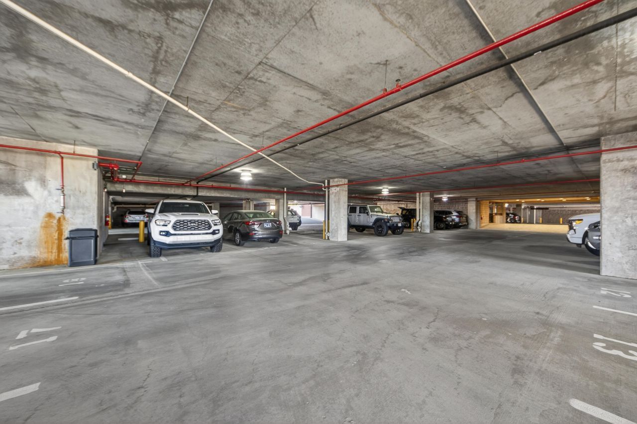 150 Bee Street Photo 33