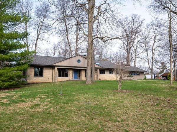 1538 S Hadley Road, Fort Wayne, IN 46804