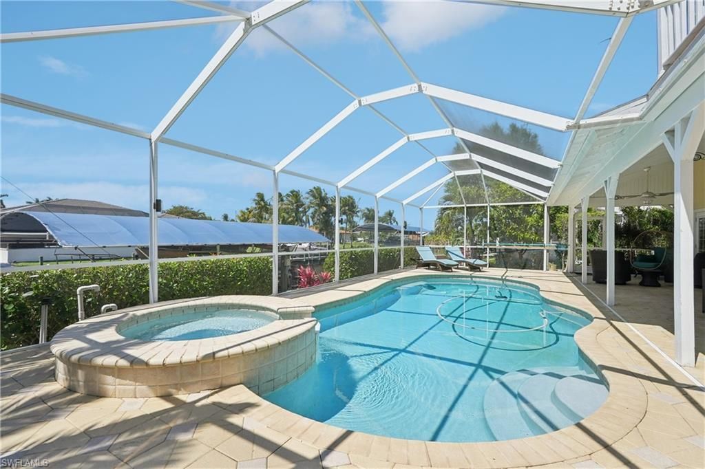 2520 SE 20th Pl, Cape Coral, FL 33904 Photo