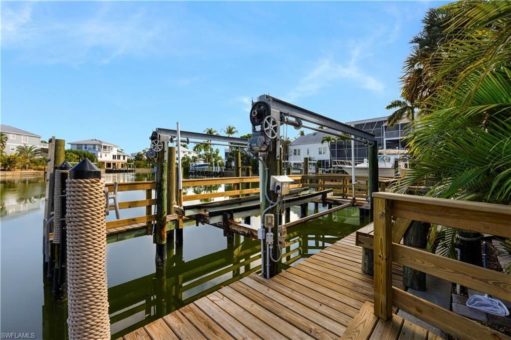 1748 Jewel Box Dr , Sanibel, FL 33957 Photo