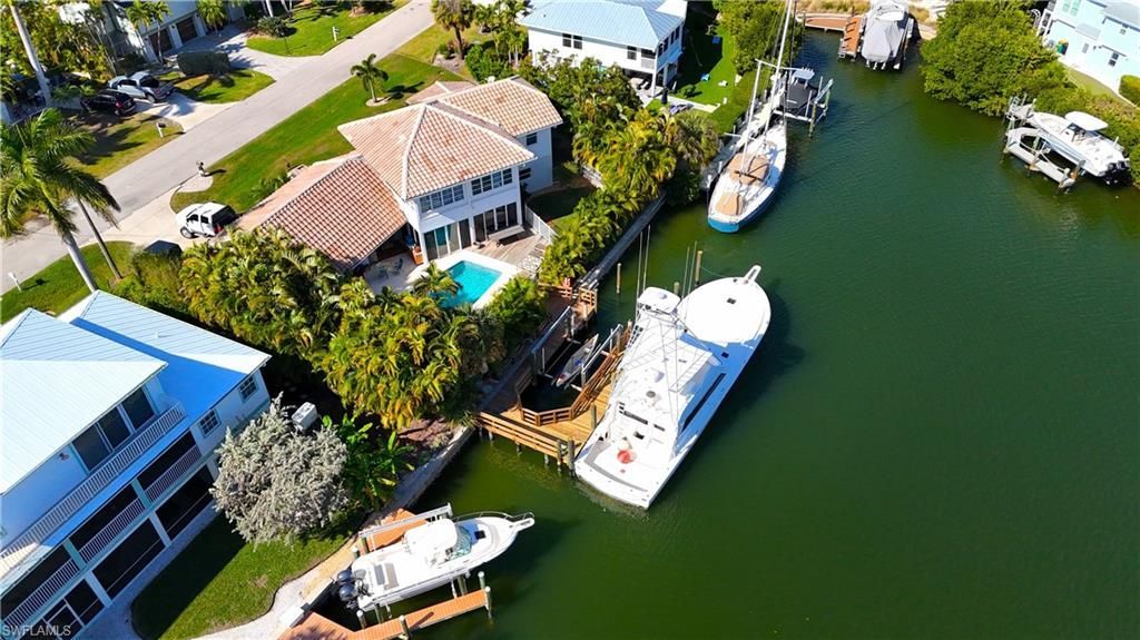 1748 Jewel Box Dr, Sanibel, FL 33957 Photo