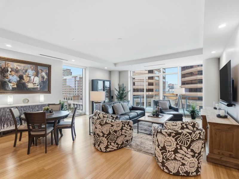 1 Roebling Way, Unit 401, Covington, KY 41011 Photo 4