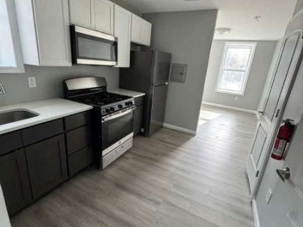 17 Teaneck Rd, Unit 2A, Ridgefield Park, NJ 07660