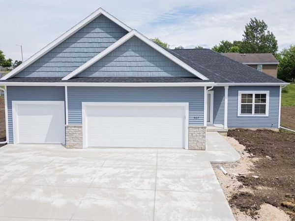 1732 E Kyle Circle, Beloit, WI 53511