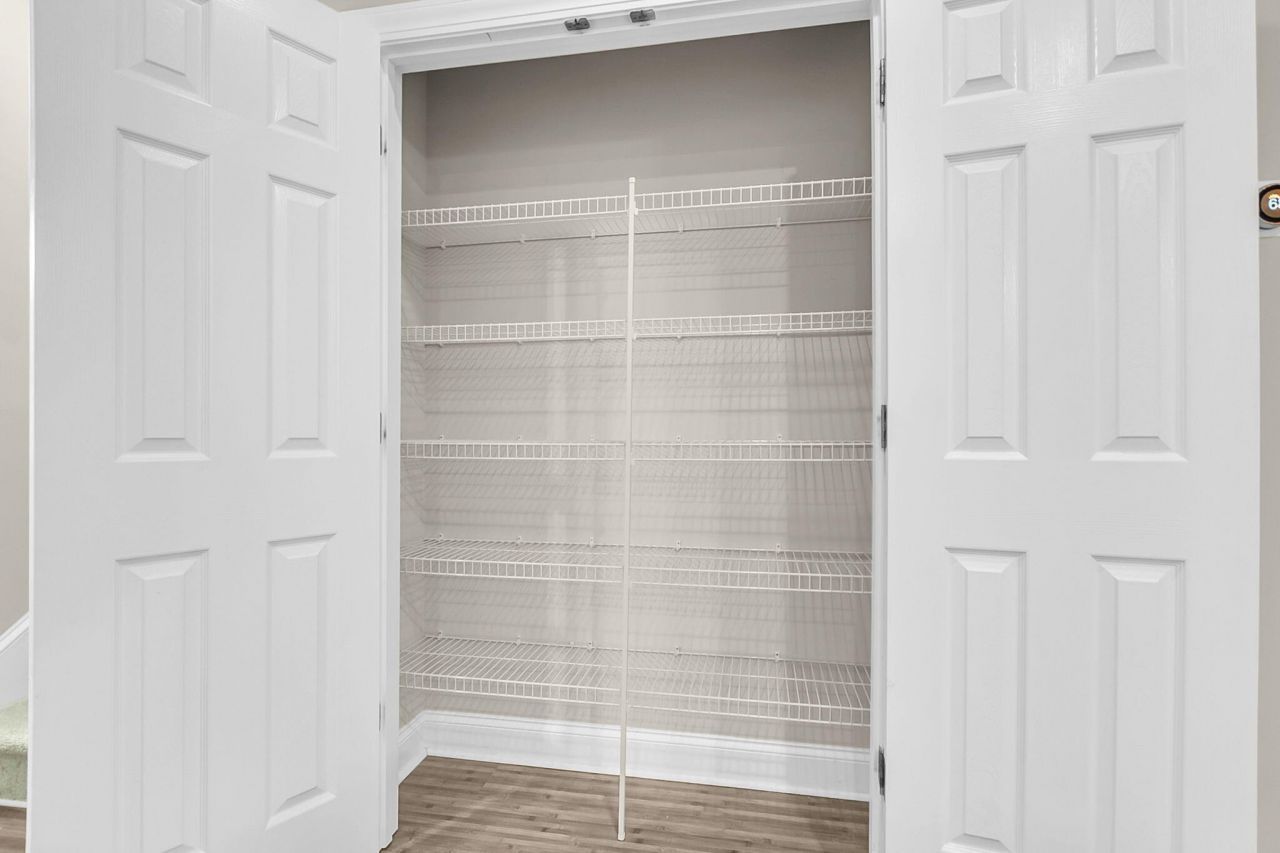 4017 Hartland Street Photo 46