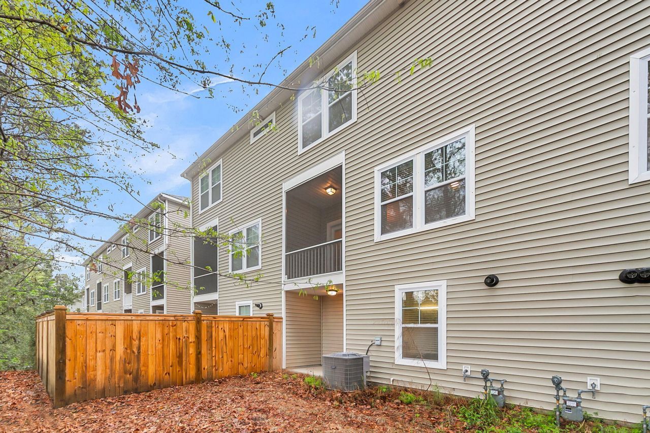 4017 Hartland Street Photo 53