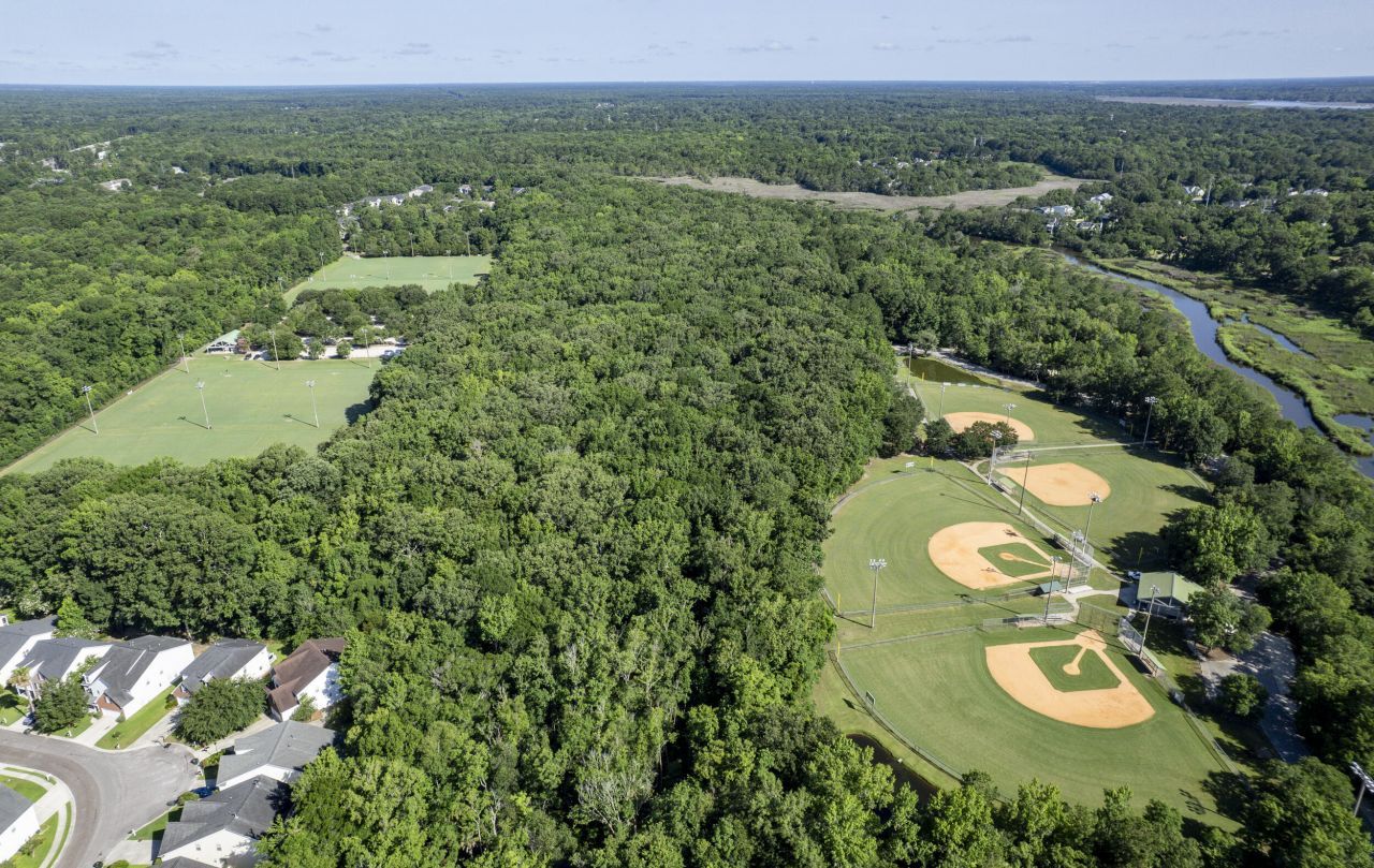 4017 Hartland Street Photo 61