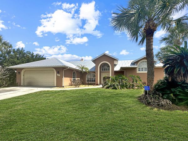1860 Cobia Drive, Vero Beach, FL 32960