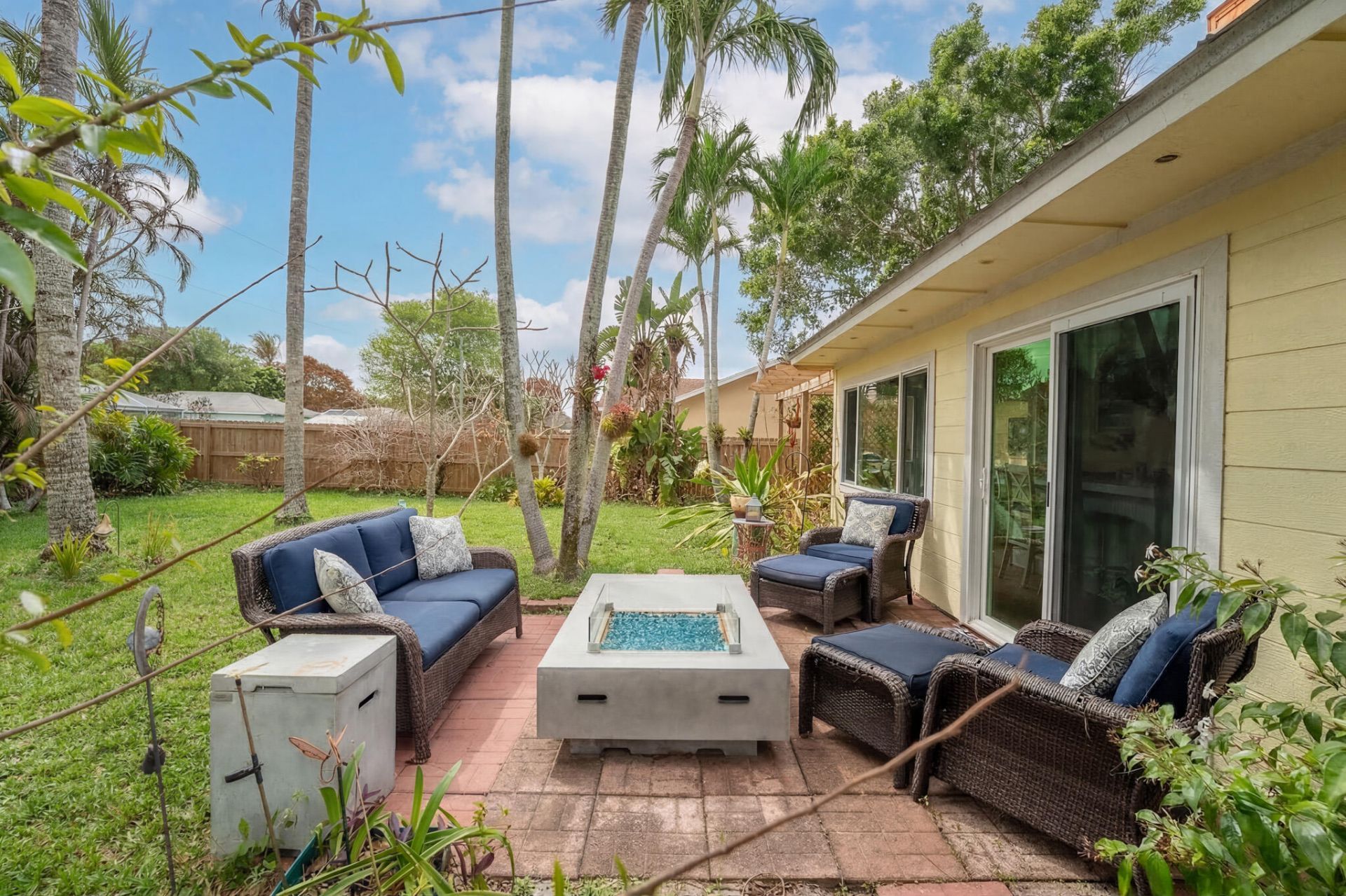 2280 SE Longhorn Avenue, Port Saint Lucie, FL 34952 Photo