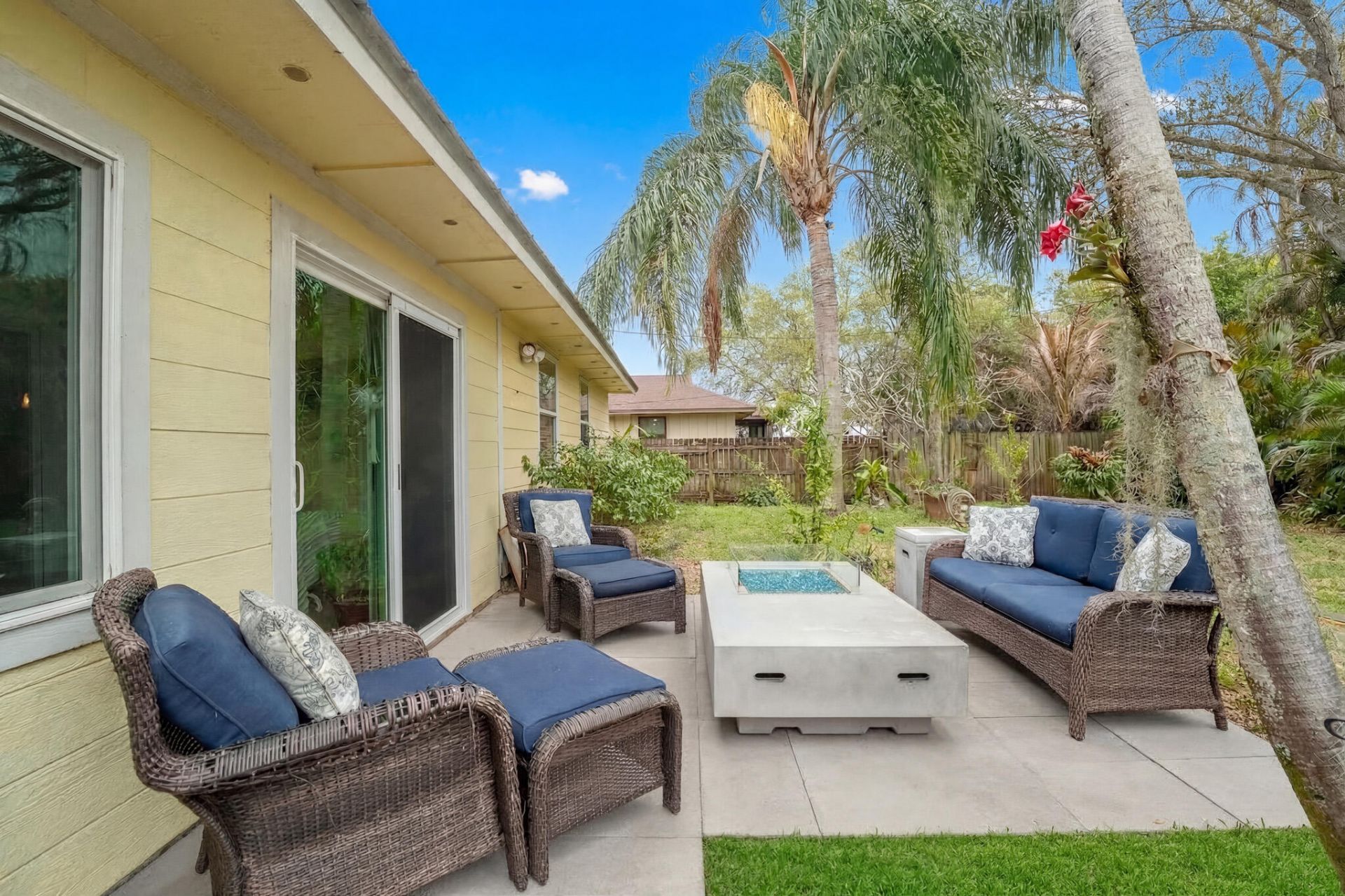 2280 SE Longhorn Avenue, Port Saint Lucie, FL 34952 Photo