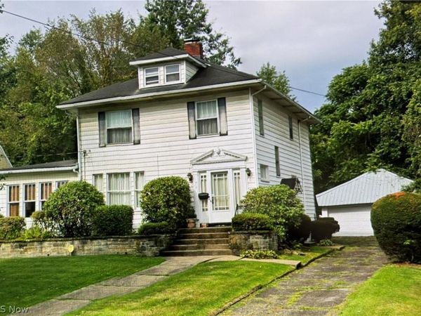 717 Woodlawn Road , Steubenville, OH 43952