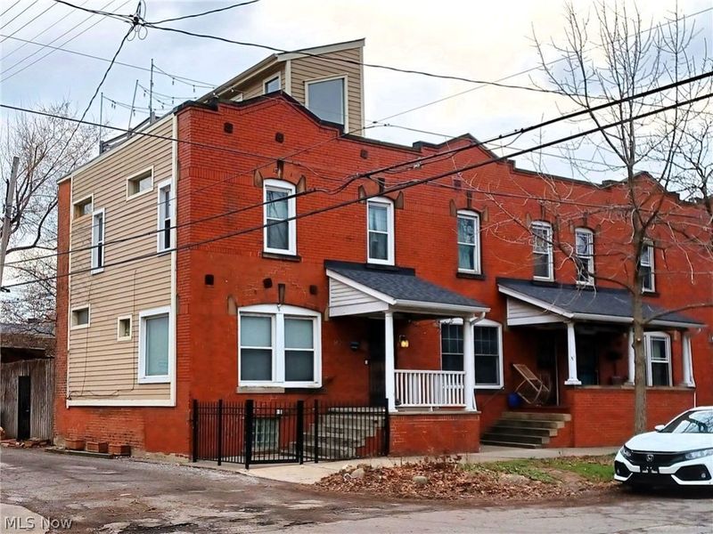 1429 W 38th Street, Cleveland, OH 44113 Photo 1