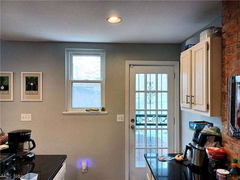 1429 W 38th Street, Cleveland, OH 44113 Photo 5