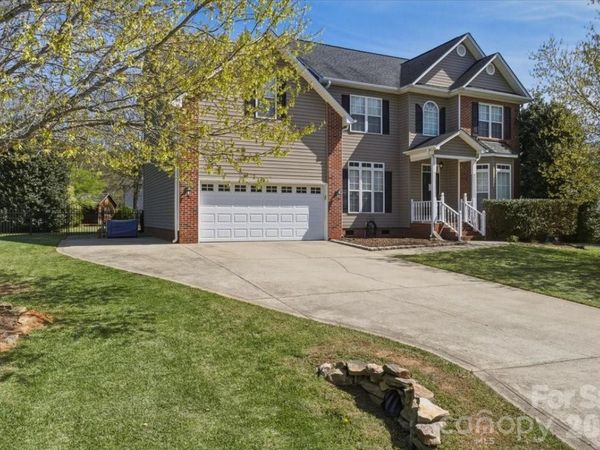 1505 Forest Pointe Lane, Gastonia, NC 28056